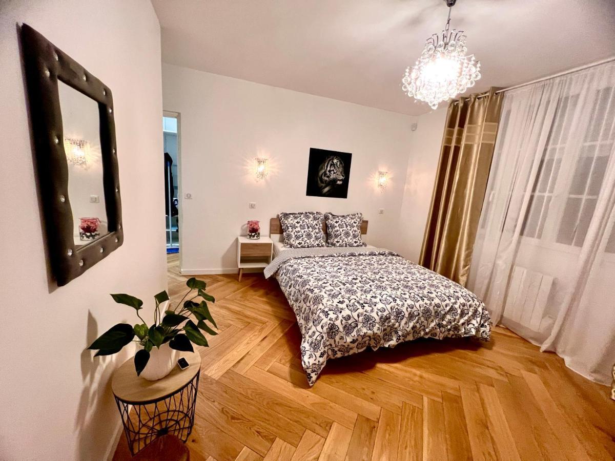 Alexandru Home Boissy-Saint-Léger Extérieur photo